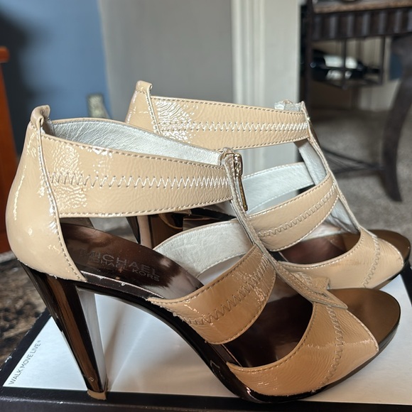 Michael Kors open to heel - Picture 3 of 6